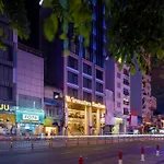 Khách Sạn Winsuites Sài Gòn
